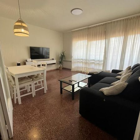 Encantador Apartamento En El Corazon De Тремп Экстерьер фото